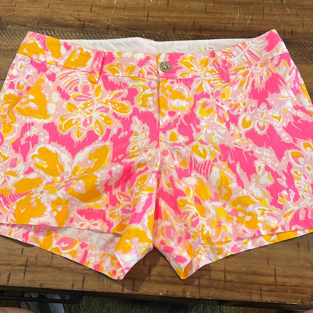 Size 10 Lilly Pulitzer Callahan shorts
